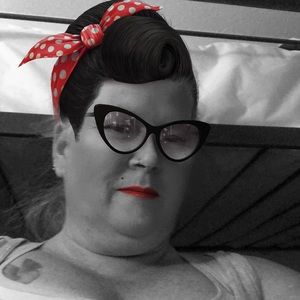 Meet your Posher, Roberta